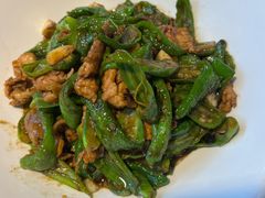 -黄泥岗·地道湖北菜(奥特莱斯店)