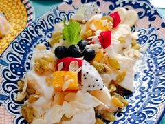 中东酸奶鲜果沙拉-苏坦土耳其西餐厅(玉林店)