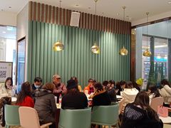 大堂-奈雪的茶(市百一店)