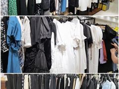 -汉口北国际商品交易中心品牌服装城