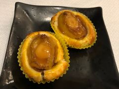 一口鲍鱼酥-夏宫中餐厅(静安香格里拉店)