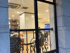 -上海市静安区图书馆(新闸路馆)