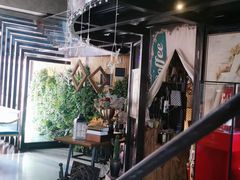 -酤居湖景音乐餐吧(安宁店)