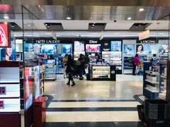 -日上免税店(三径路t3店)