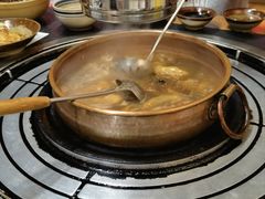 -阿山卓·野生菌火锅·纳西火塘烤肉