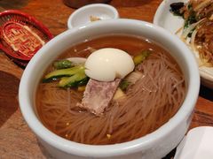 -萨拉伯尔(燕莎友谊商城店)