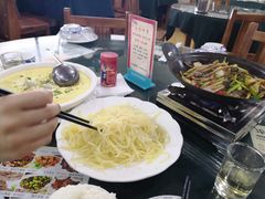 -上海小菜餐厅(理工大学店)