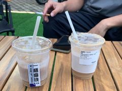 -本来不该有·鲜果咖啡(大梅沙店)