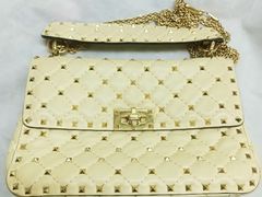 -爱革·洗衣改衣·洗鞋修鞋·洗包修包·奢侈品护理(宝地广场店)