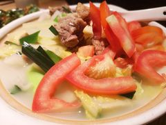 丽江腊排骨杂菜煲-缘生态云南菜·野生菌庭院餐厅(华侨城店)