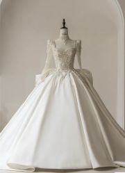 -ZHICOME·稚蔻婚纱礼服造型定制(西安龙首印象城店)