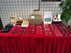 -肆兮眼镜·蔡司·徕卡战略合作店(大坪店)