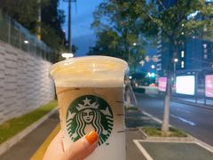 -星巴克(南京南站北夹层店)