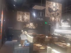 -张翻越·川渝冒菜·武汉黑鸭煲(城北万象城店)