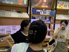 -美空眼镜·星趣控·新乐学·控优点合作店(周浦万达店)