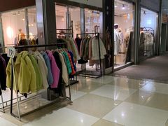 -孕婴世界连锁(人民广场店)