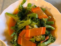 -维吾尔餐厅(宜山路店)