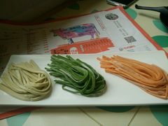 -南城十里潮汕鲜牛火锅·鲜虾生滚粥(融汇老商埠店)