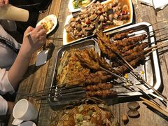 -郑享吃烧烤烩面(红专路店)