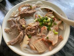边肉叉烧濑粉-三鄉濑粉·铭珠粥粉