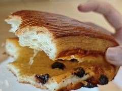 -VERIE BAKEHOUSE