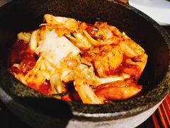 -穹六人间 people 6(岳阳路店)