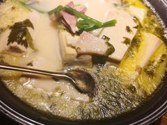 -蜜桃餐厅·伴山(湖滨商业街店)