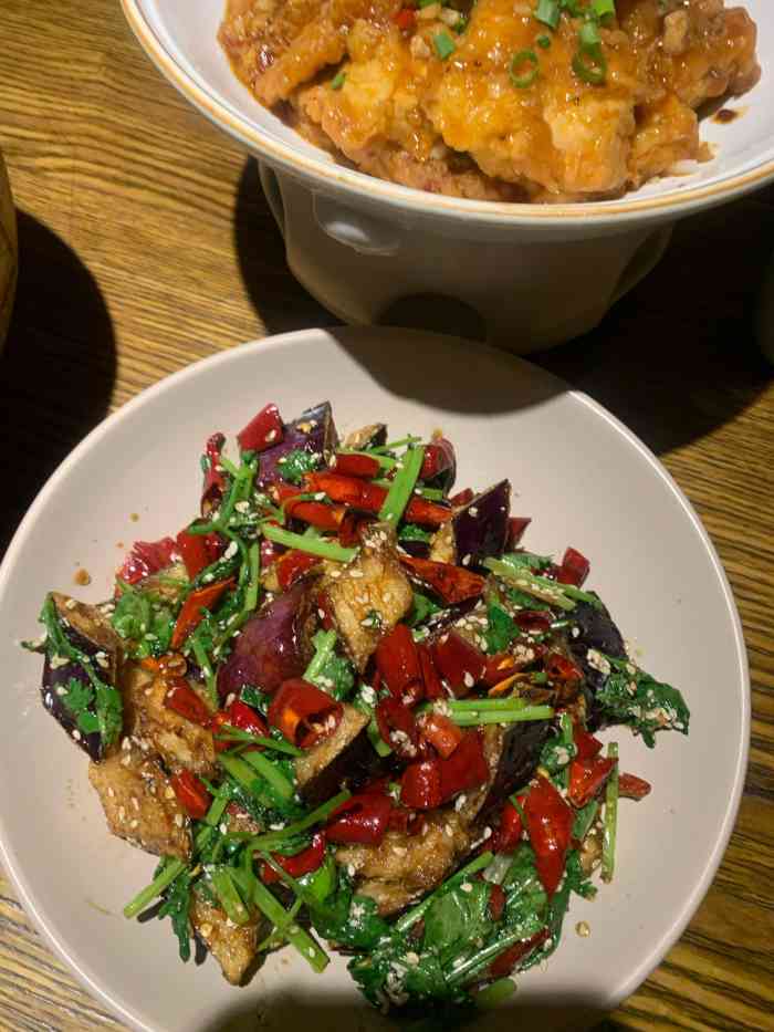 四季有盐有味·金奖葫芦鸡(中心街店)-"来到延安已经接近中午,找到