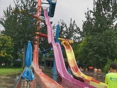 -欢乐水魔方水世界