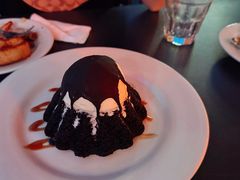 驰名巧克力熔岩蛋糕-Chili's Cafe&Bar奇利斯(滨江店)