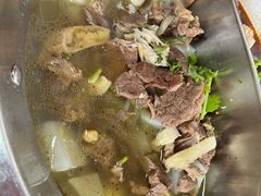 -大众跷脚牛肉馆·非遗传承单位(峨眉山店)