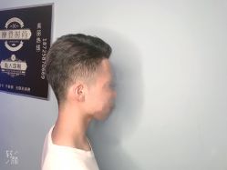 点击看大图 -摩登时尚烫染定制专家