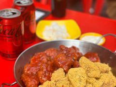 -BHC炸鸡(明洞总店)