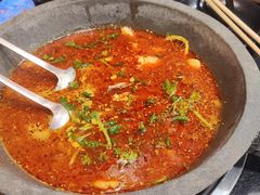 -灶知轩湘西石锅鱼(万佳广场店)