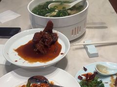 -满江红四季餐厅 · 国家五钻级酒家(新纪元大酒店店)