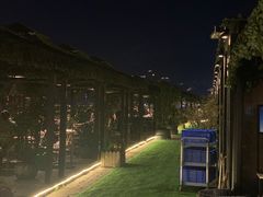 -冰冰龙虾·江湖菜·花园江景餐厅