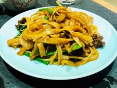 沙茶牛肉炒河粉-潮堂 · 潮州菜(国贸商城店)