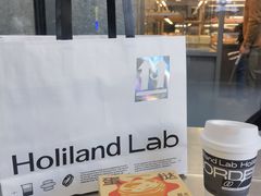 -好利来(上海虹桥新天地Lab主题店)