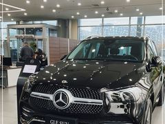 -奔驰利星行(北京花乡店)