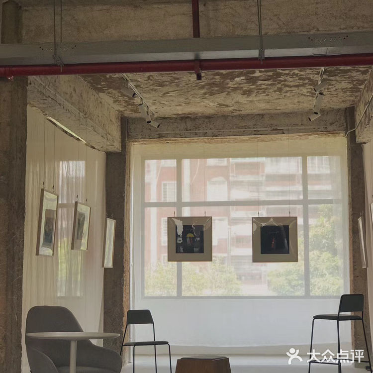 泉州一隅｜周末来看展喝咖啡☕️[调皮]