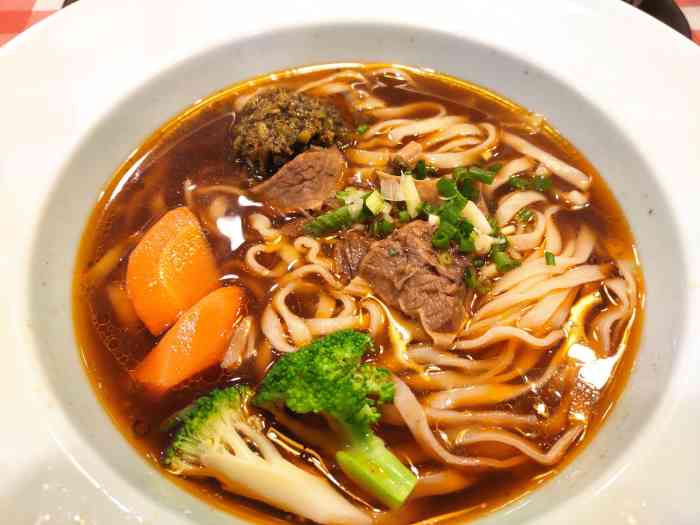 康师傅私房牛肉面龙阳路店