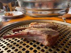 -唯成•韩国炭火烤肉 유성고기