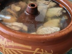 松茸汽锅鸡-中8楼风尚云南菜(颐堤港店)