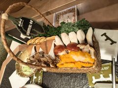 -三出山火锅(南京万象天地店)