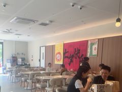 -必胜客(阿罗海店)