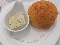 黑松露菠萝油-大树餐厅(万达创始店)