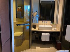 -三亚湾海居铂尔曼度假酒店