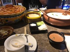 -三人行骨头王火锅(长寿店)