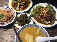 -71号豆汤饭·成都小馆(红牌楼店)