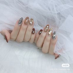 -Pink You美甲洗眉纹绣定制中心